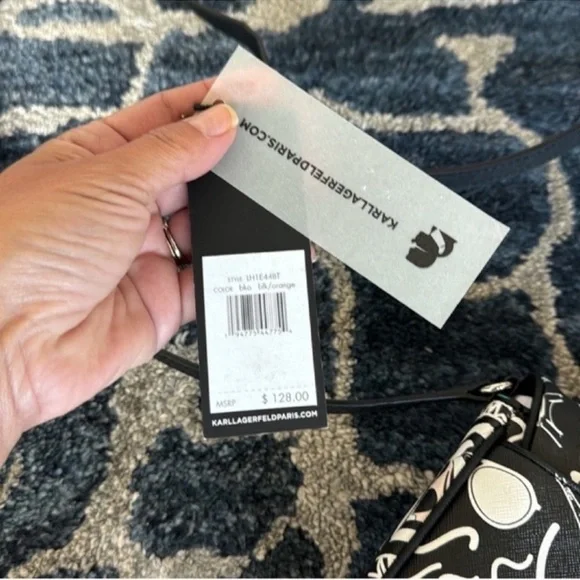 NWT Karl Lagerfeld Graffiti Paris Crossbody Bag/Purse Black White - Picture 6 of 9